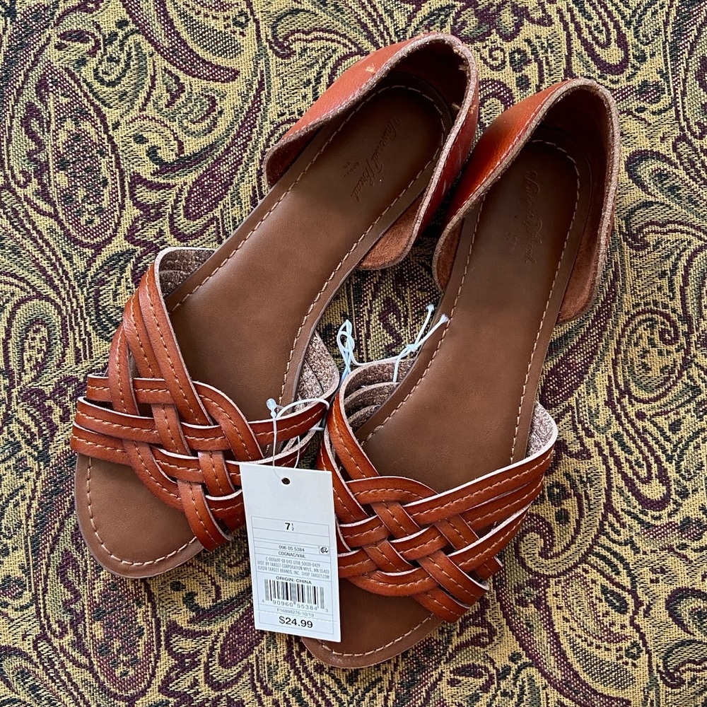 Vail Cognac Universal Thread Sandals